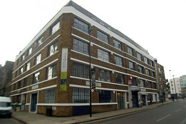 2000 - City bridge house